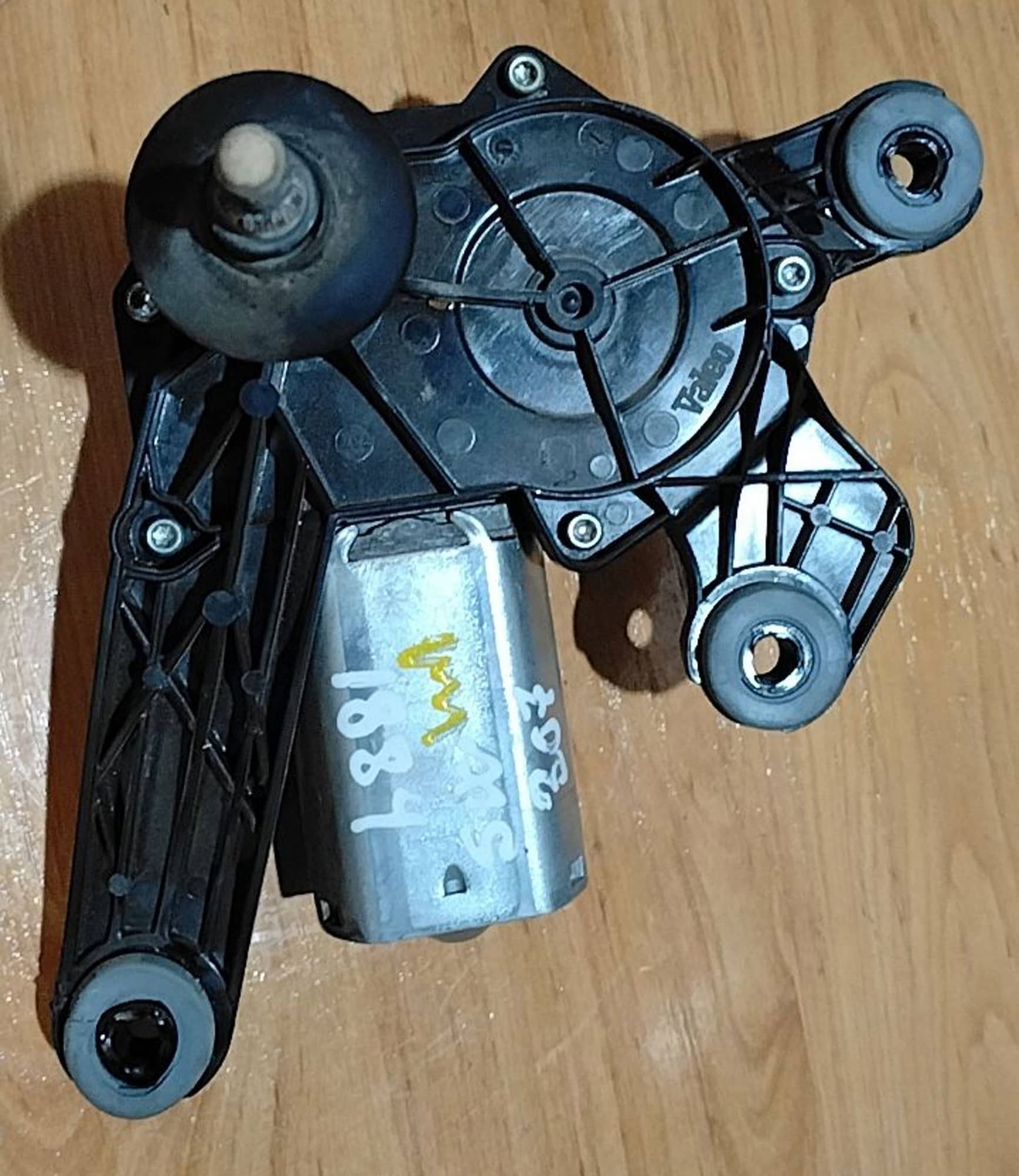 MOTOR LIMPIA TRASERO