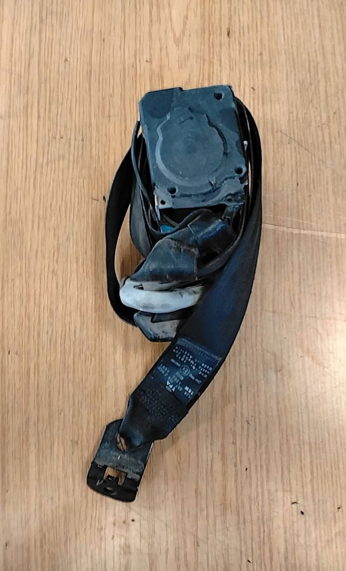 CINTURON SEGURIDAD DELANTERO IZQUIERDO